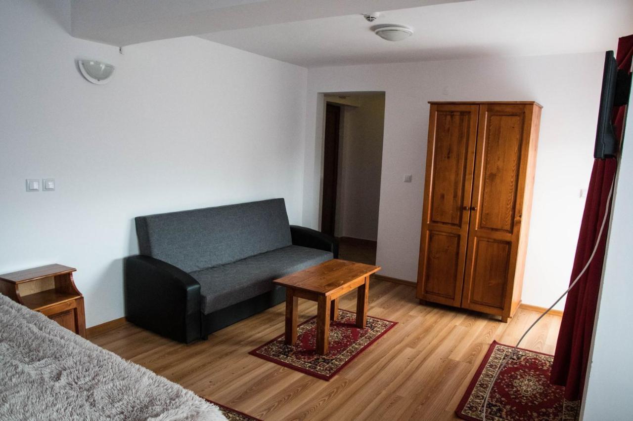 Pensiunea Floricel Stoeneşti Buitenkant foto